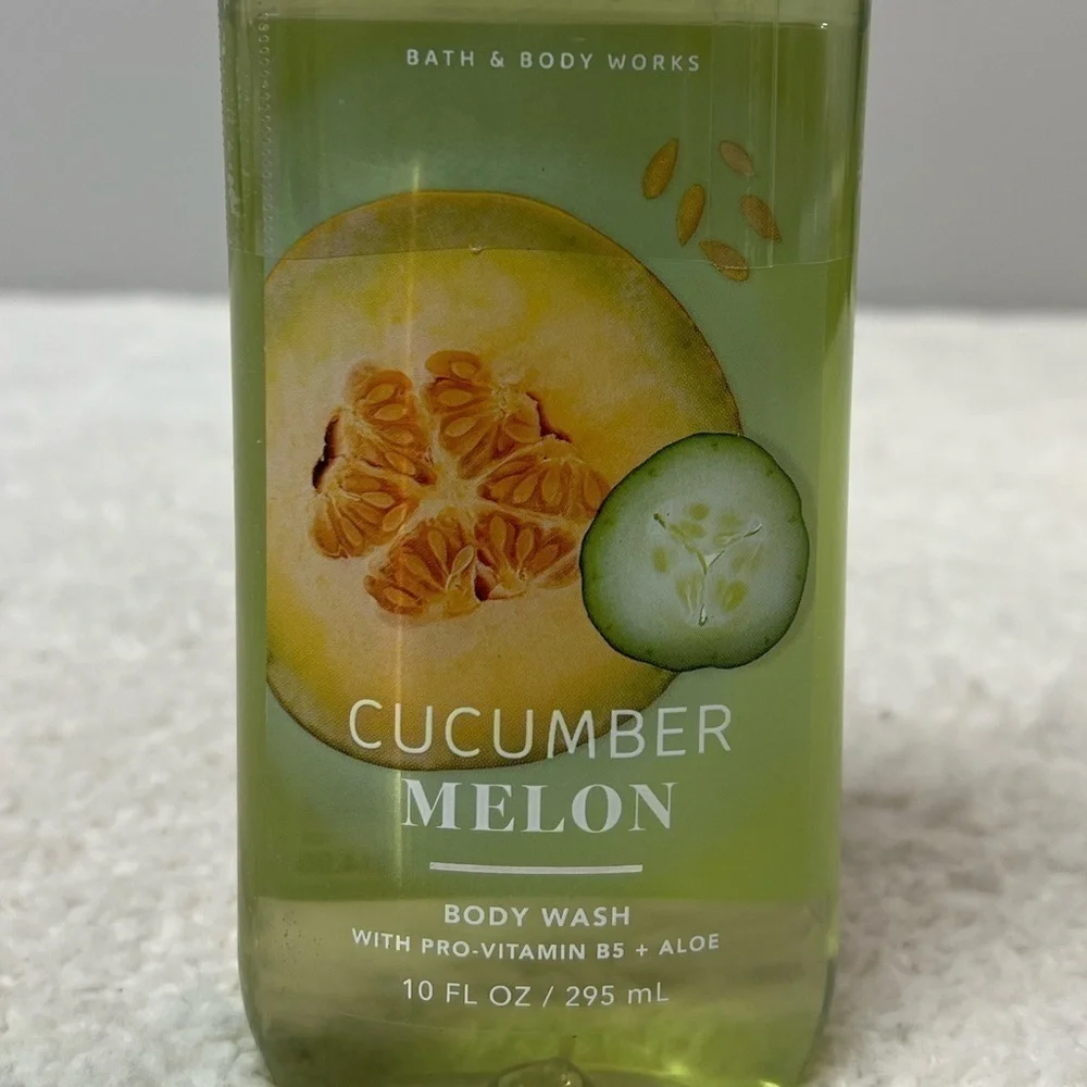 Bath & Body Works "Cucumber Melon" Body Creme, Scrub & Mist Gift Bundle - Picture 6 of 10